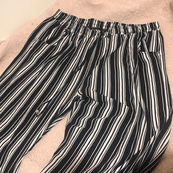 Float pants - Picture 1 of 2